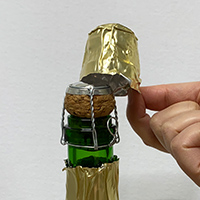 「スパークリングワイン」の開栓方法